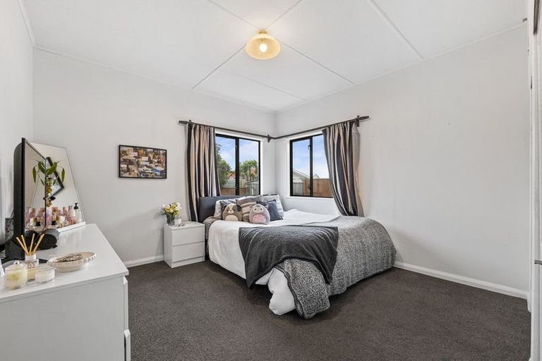 Photo of property in 348 Carrington Street, Vogeltown, New Plymouth, 4310