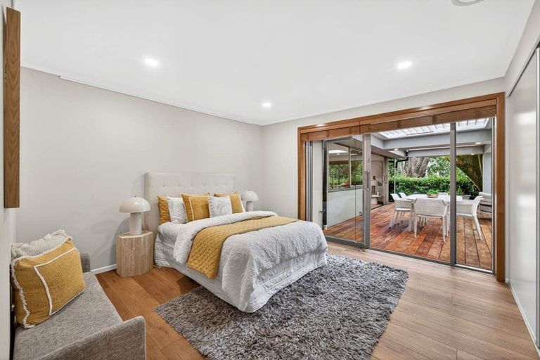 Photo of property in 18b Stratford Avenue, Milford, Auckland, 0620