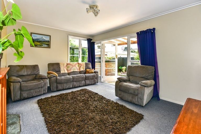 Photo of property in 7 Boyne Avenue, Northcote, Christchurch, 8052