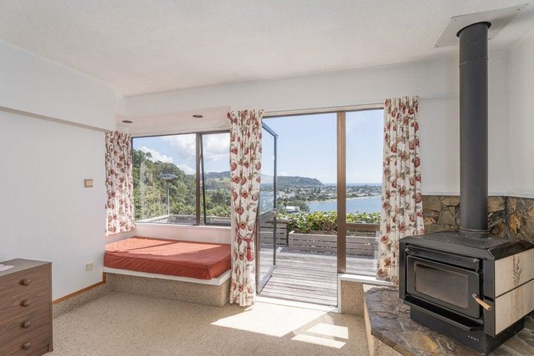 Photo of property in 14 Pine Grove, Tairua, 3508