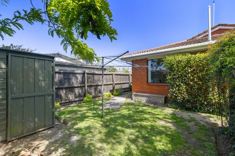 Photo of property in 2/127 Reynolds Avenue, Bishopdale, Christchurch, 8053