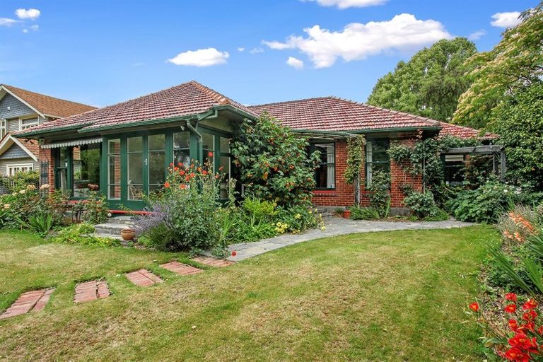 Photo of property in 32 Heaton Street, Merivale, Christchurch, 8052