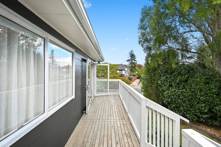 Photo of property in 5 Homestead Place, Glenview, Hamilton, 3206