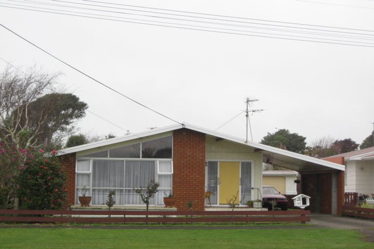 Photo of property in 4 Blake Street, Waitara, 4320