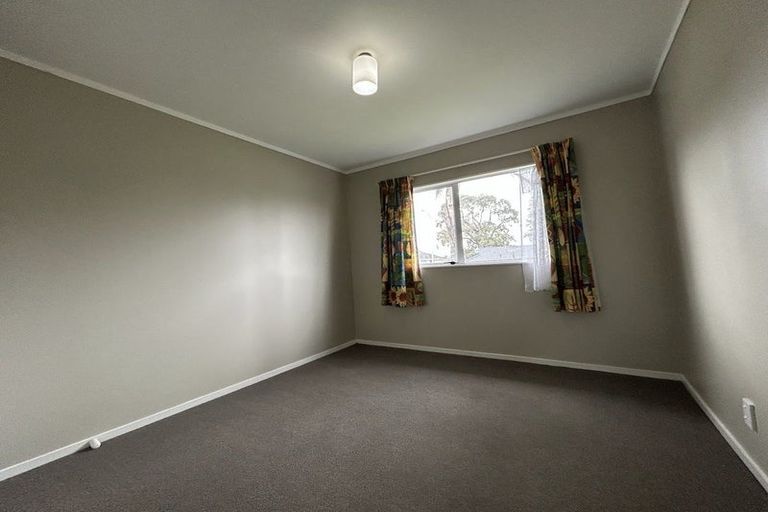 Photo of property in 1/15 Shifnal Drive, Randwick Park, Auckland, 2105