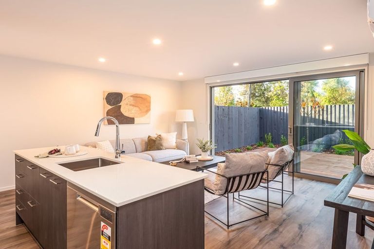 Photo of property in 5/6 Strauss Place, Somerfield, Christchurch, 8024