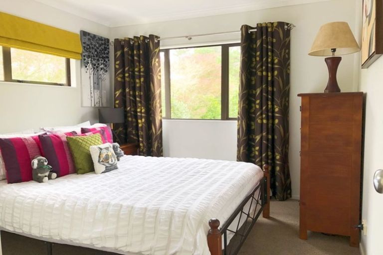 Photo of property in 73b Hillwell Drive, Henderson, Auckland, 0612