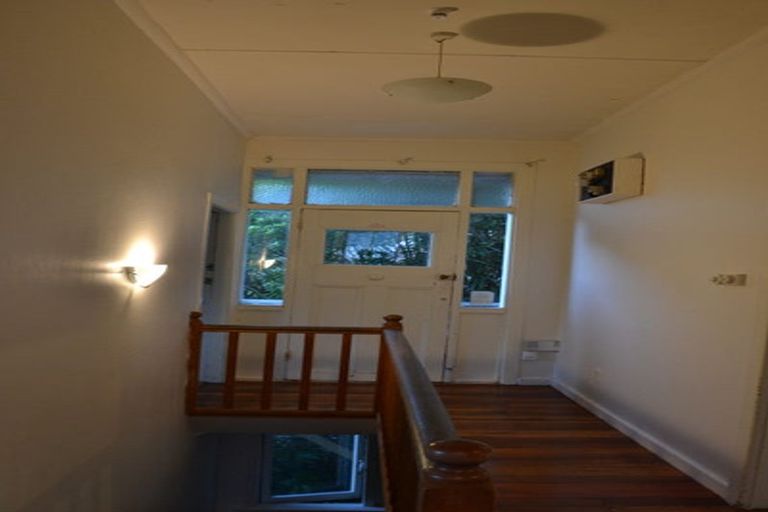 Photo of property in 37 Raroa Road, Kelburn, Wellington, 6012