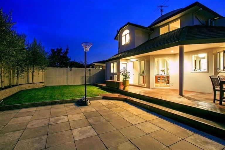 Photo of property in 1/11 Pine Ridge Terrace, Hauraki, Auckland, 0622