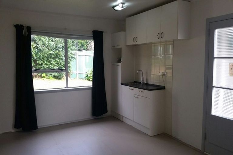 Photo of property in 2/46a Salisbury Road, Birkdale, Auckland, 0626