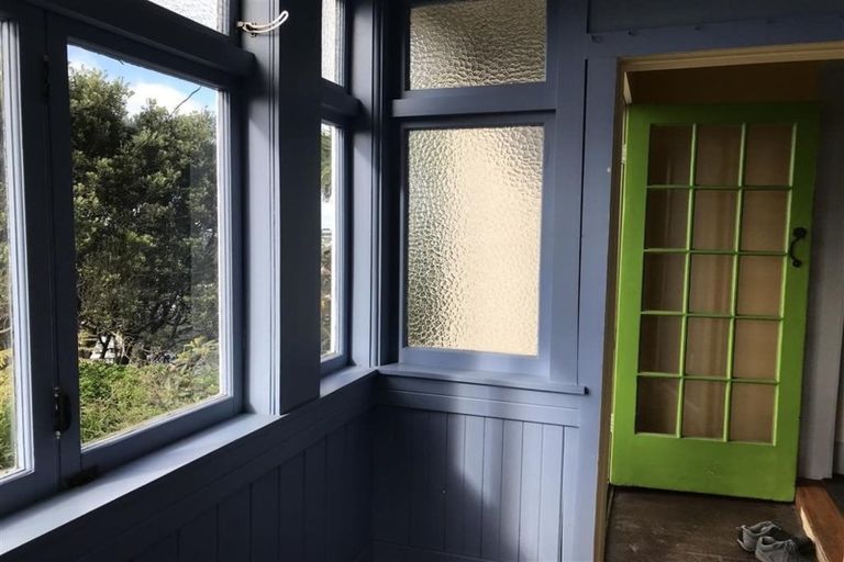 Photo of property in 68 Mitchell Street, Brooklyn, Wellington, 6021