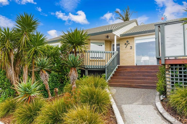 Photo of property in 3 Ascot Way, Orewa, 0931