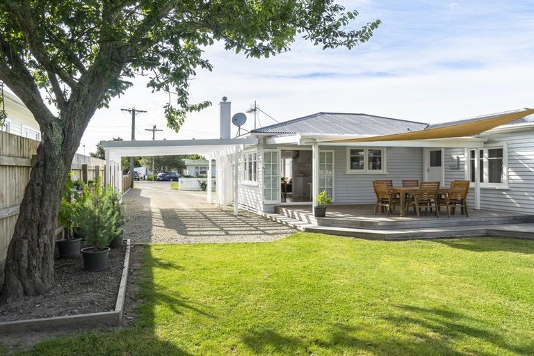 Photo of property in 12 Elm Street, Mangapapa, Gisborne, 4010