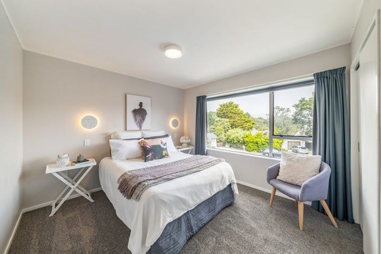 Photo of property in 9 Venus Place, Whitby, Porirua, 5024