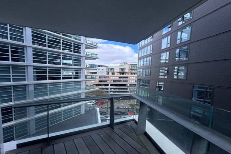 Photo of property in Pinnacle Apartments, W704/160 Victoria Street, Te Aro, Wellington, 6011