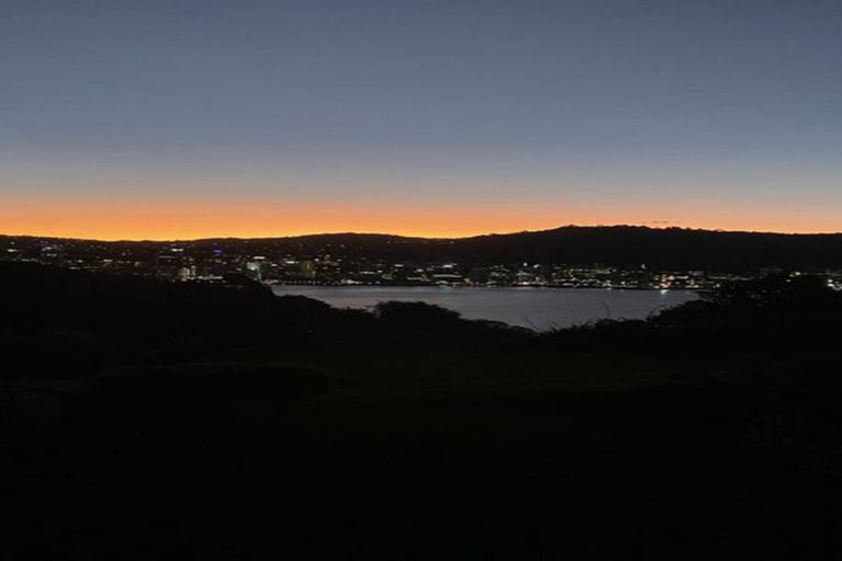 Photo of property in 46a The Crescent, Roseneath, Wellington, 6011