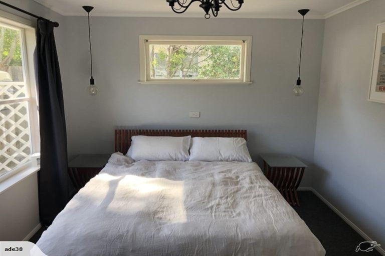 Photo of property in 35 Parker Avenue, New Lynn, Auckland, 0600