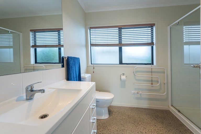 Photo of property in 29 Roderick Place, Onerahi, Whangarei, 0110