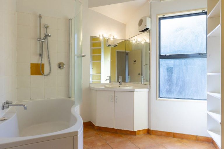 Photo of property in 39 Saint James Street, Richmond Heights, Taupo, 3330