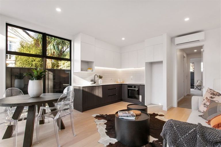 Photo of property in 99a Fendalton Road, Fendalton, Christchurch, 8014