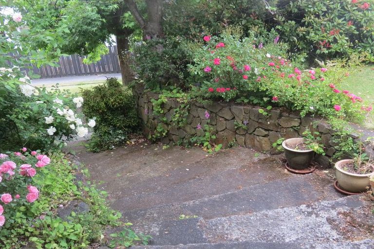 Photo of property in 9 Holland Grove, Richmond Heights, Taupo, 3330