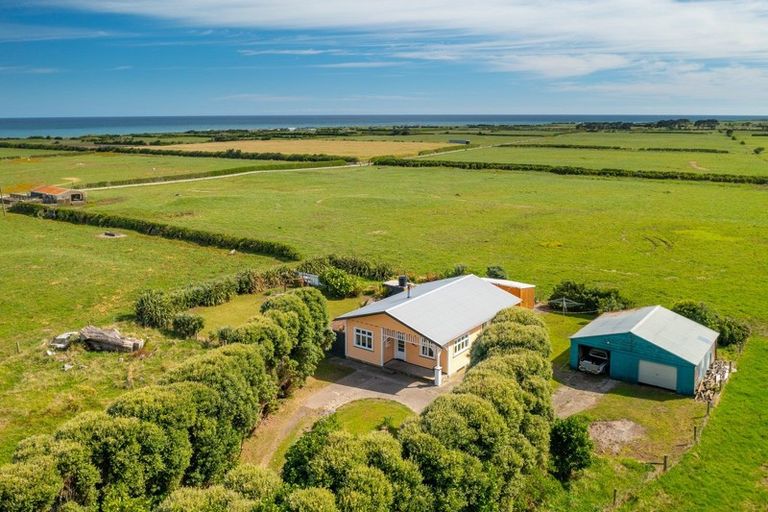 Photo of property in 246 Stent Road, Warea, New Plymouth, 4381