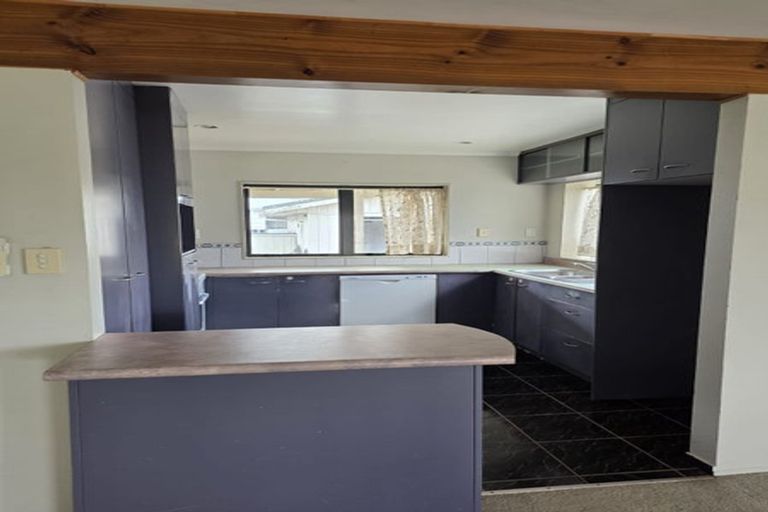 Photo of property in 1/70 Kelvin Road, Papakura, 2110