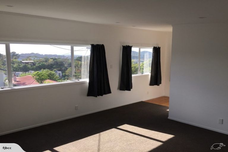 Photo of property in 19 Whaui Street, Vogeltown, Wellington, 6021