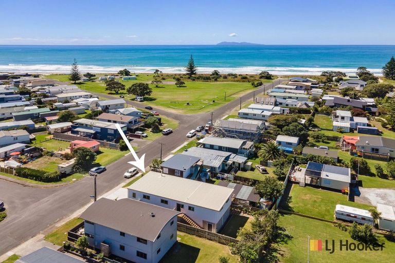 Photo of property in 21 Brighton Road, Waihi Beach, 3611