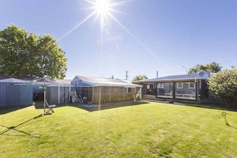 Photo of property in 33 Benmore Avenue, Cloverlea, Palmerston North, 4412