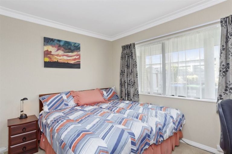 Photo of property in 60 Oteki Park Drive, Welcome Bay, Tauranga, 3112