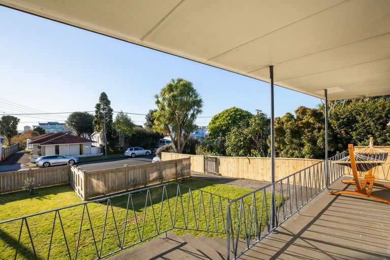 Photo of property in 31 Fulford Street, New Plymouth, 4310