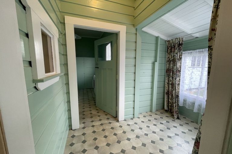 Photo of property in 74 Grove Street, Saint Kilda, Dunedin, 9012