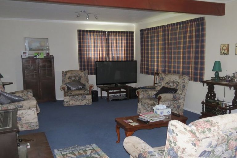 Photo of property in 9 Holland Grove, Richmond Heights, Taupo, 3330