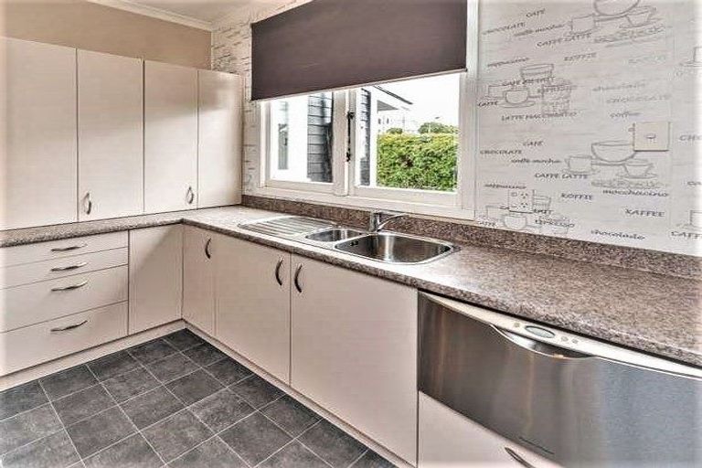 Photo of property in 52 Kawatiri Avenue, Gonville, Whanganui, 4501