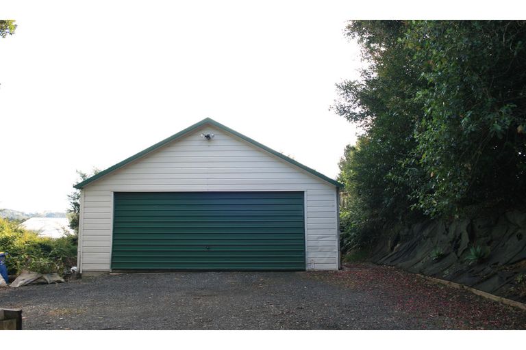 Photo of property in 57 Waitakere Road, Waitakere, Auckland, 0816