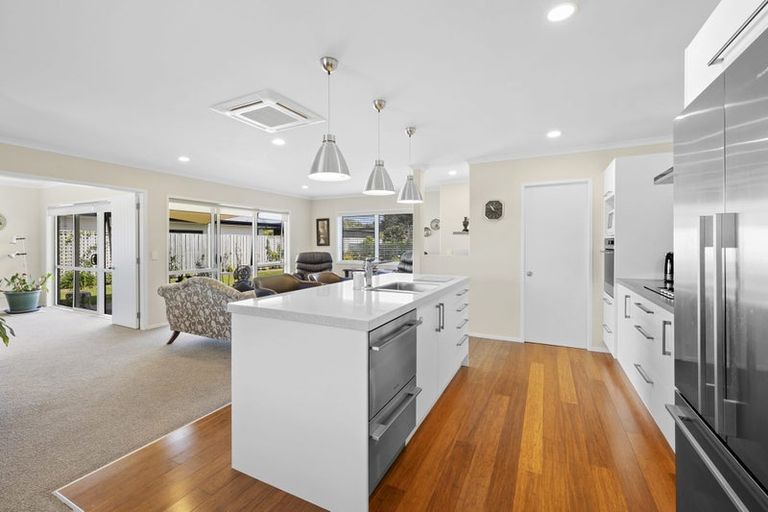 Photo of property in 7 Ryder Drive, Waiwhakaiho, New Plymouth, 4312