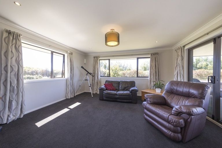 Photo of property in 707 Aranui Road, Kairanga, Palmerston North, 4475