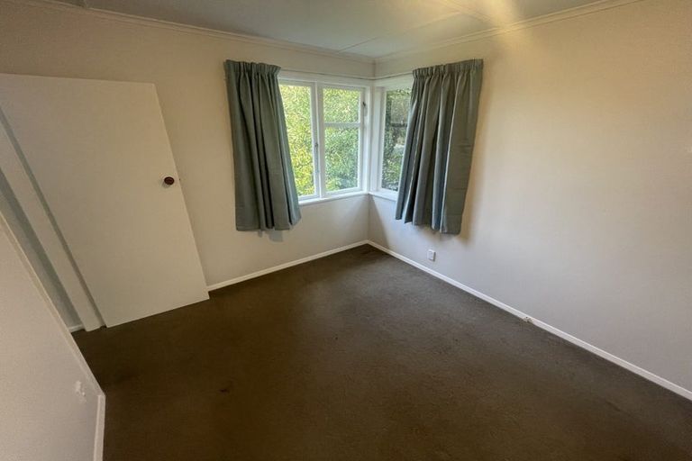 Photo of property in 35 Routley Crescent, Elderslea, Upper Hutt, 5018