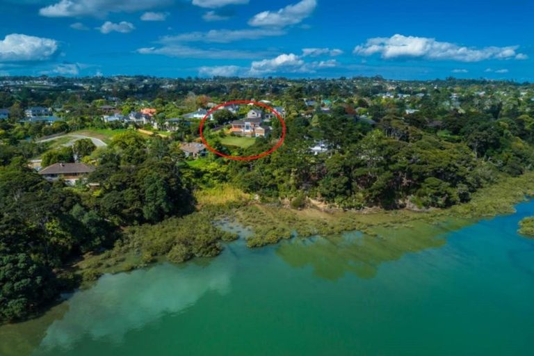 Photo of property in 21 Waipuia Place, Greenhithe, Auckland, 0632