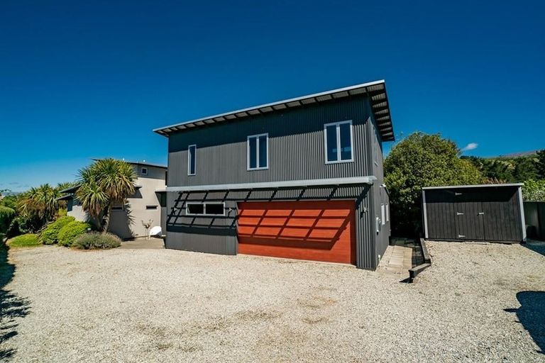 Photo of property in 8 Pisa Moorings Road, Mount Pisa, Cromwell, 9383