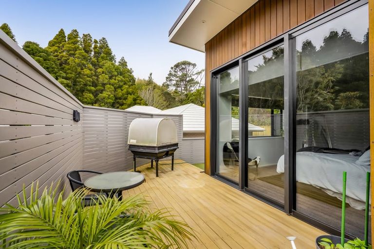 Photo of property in 57 Brooklands Road, Brooklands, New Plymouth, 4310