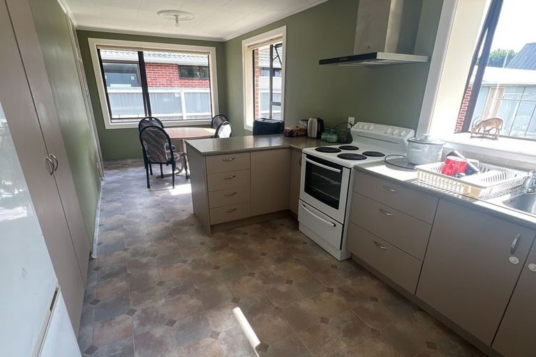 Photo of property in 11 Lochee Road, Upper Riccarton, Christchurch, 8041