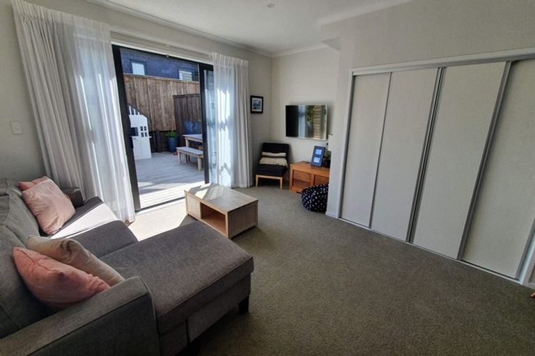 Photo of property in 38 Tuatua Road, Hobsonville, Auckland, 0616