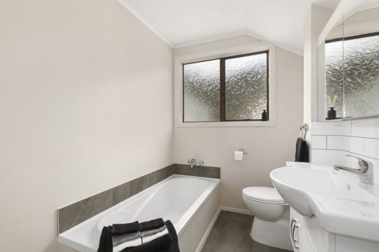 Photo of property in 12 Boyd Grove, Naenae, Lower Hutt, 5011