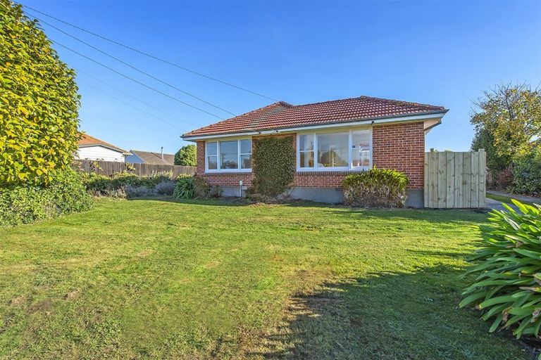 Photo of property in 1/19 Bampton Street, Burwood, Christchurch, 8061