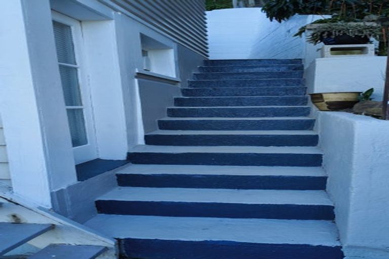 Photo of property in 156 The Esplanade, Houghton Bay, Wellington, 6023