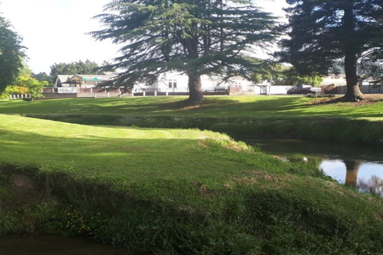 Photo of property in 1 Riverside Lane, Flagstaff, Hamilton, 3210