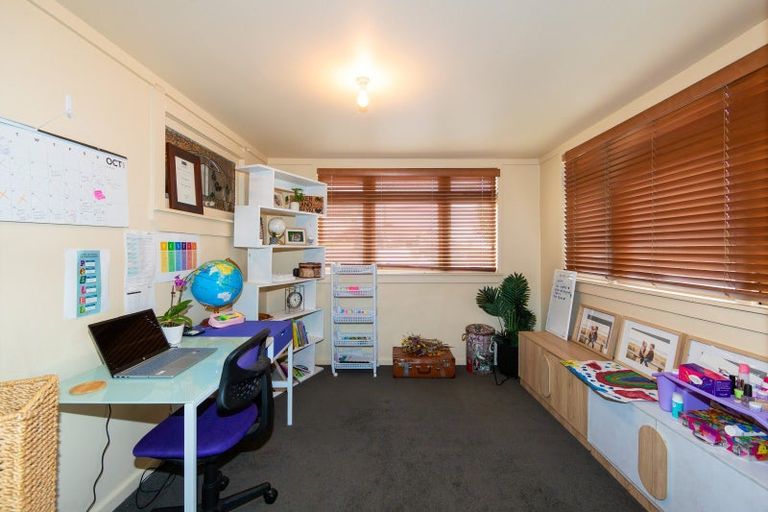 Photo of property in 15 Latham Street, Napier South, Napier, 4110