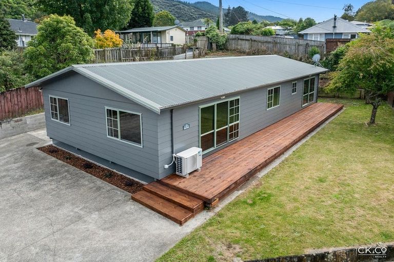 Photo of property in 200a Akatarawa Road, Birchville, Upper Hutt, 5018